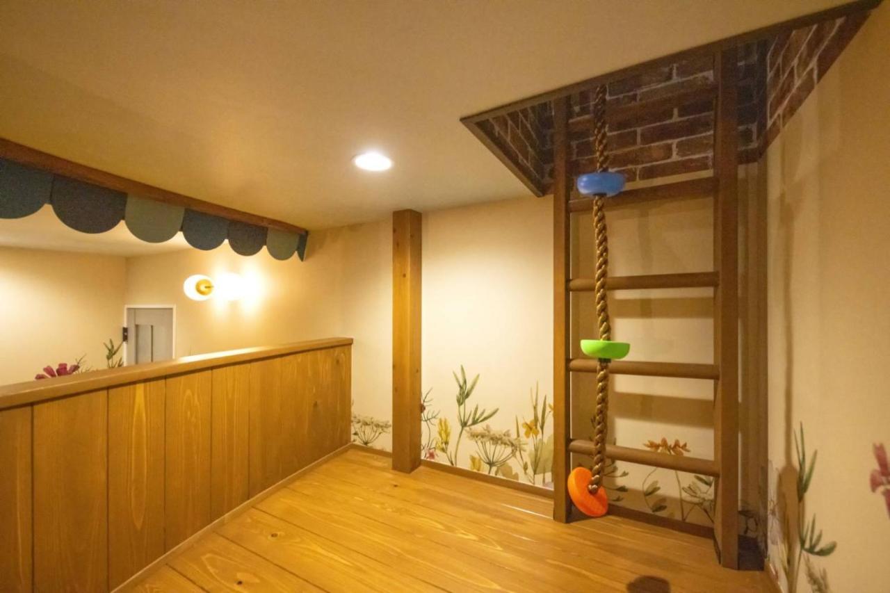 Holy House Villa Tokyo prefektur Exteriör bild